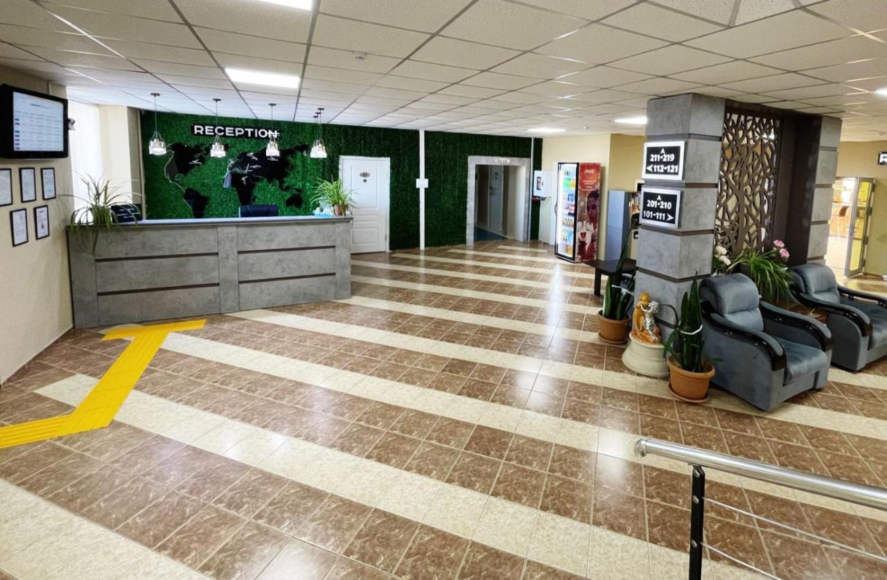 Aktau Airport Hotel Екстериор снимка