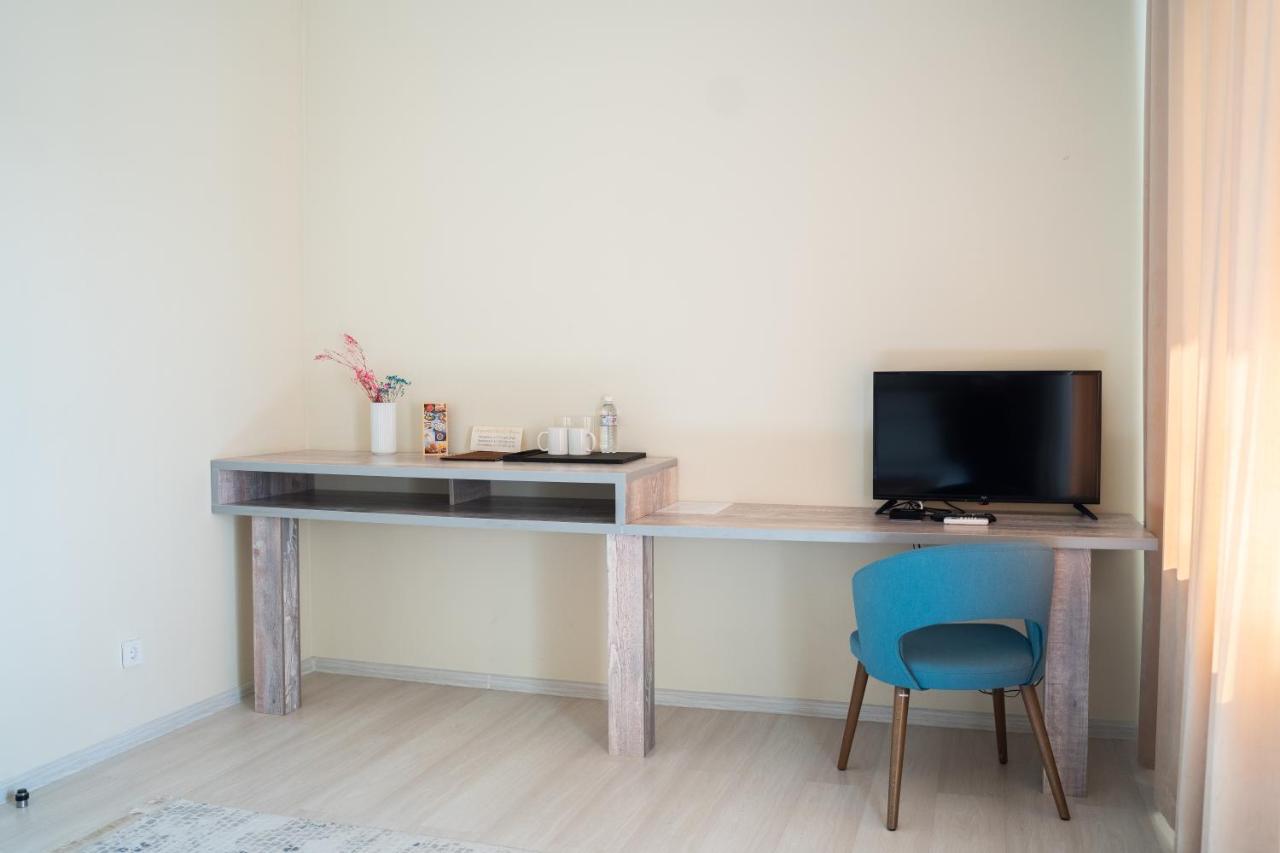 Aktau Airport Hotel Екстериор снимка