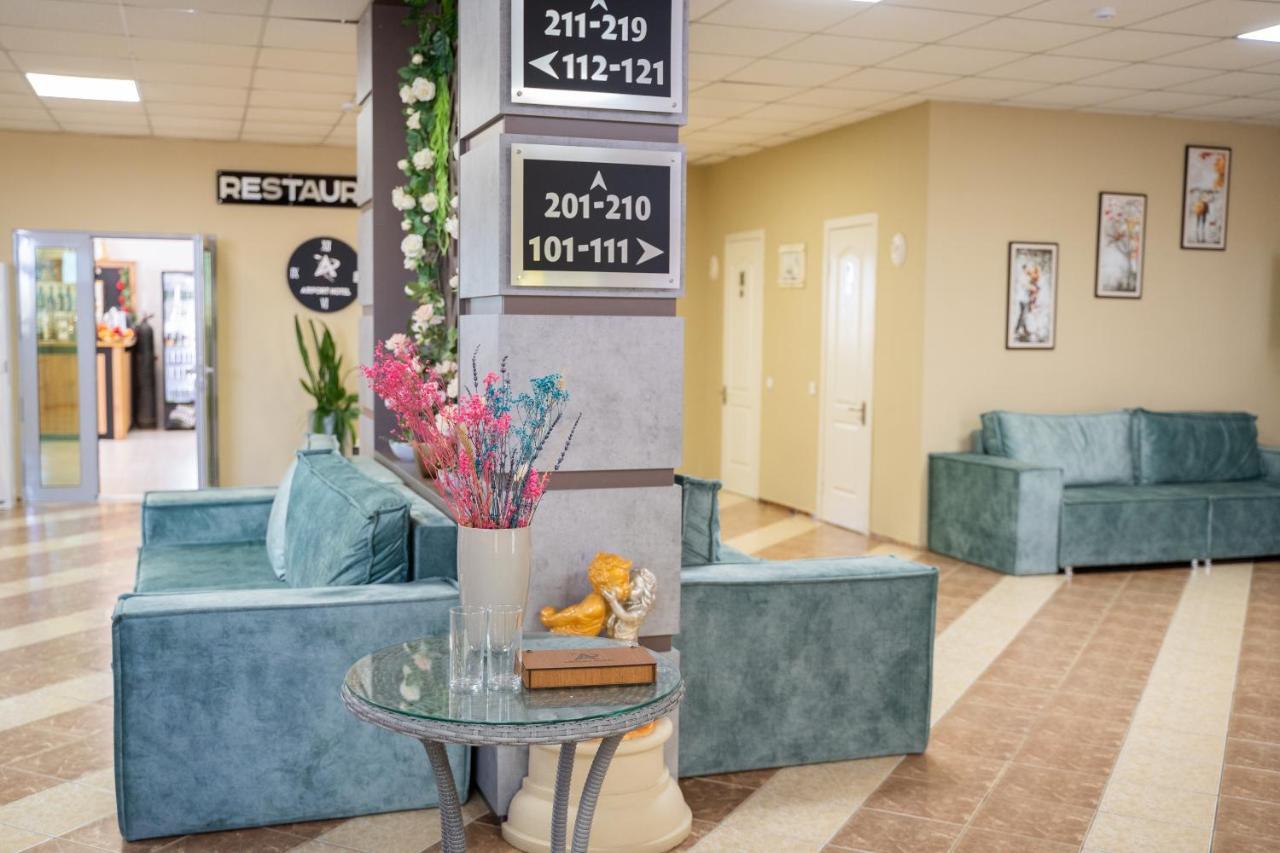 Aktau Airport Hotel Екстериор снимка