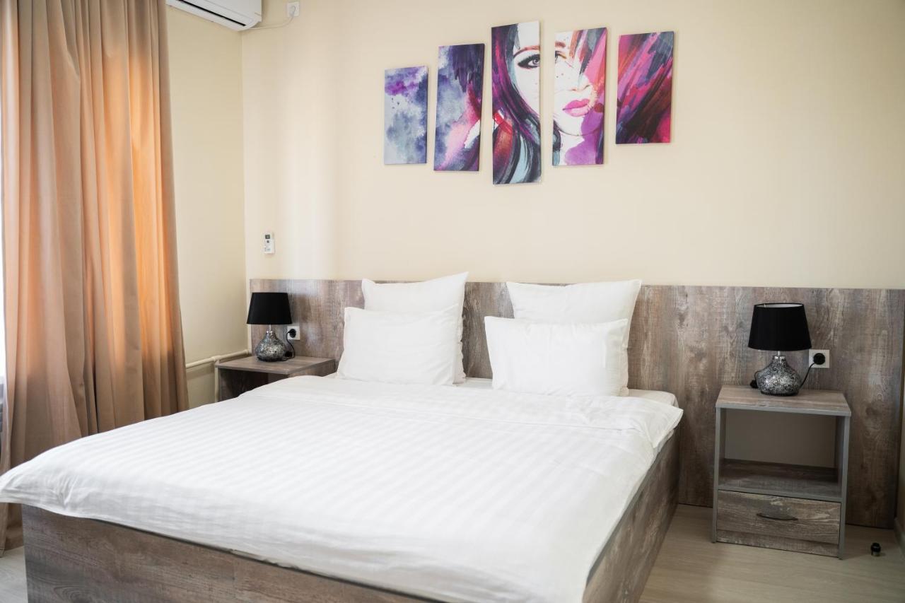 Aktau Airport Hotel Екстериор снимка