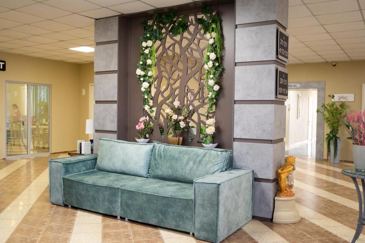 Aktau Airport Hotel Екстериор снимка