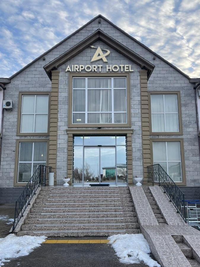 Aktau Airport Hotel Екстериор снимка