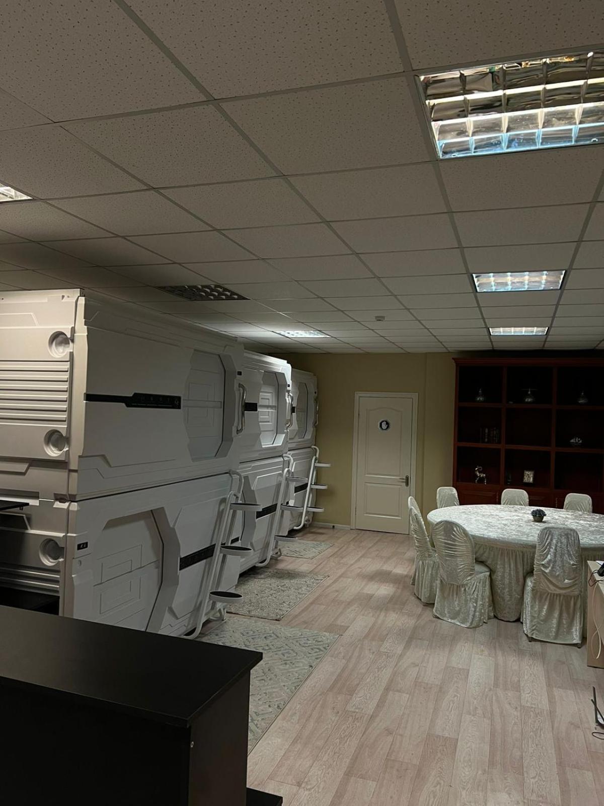 Aktau Airport Hotel Екстериор снимка